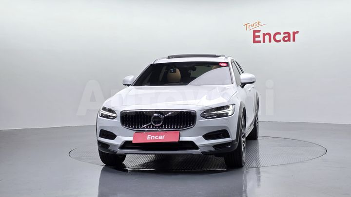 Volvo V90 2021 — 4