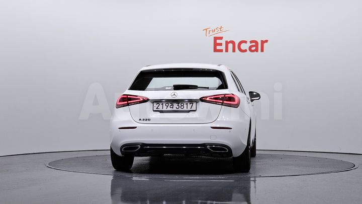 Mercedes Benz A Class 2023 — 4