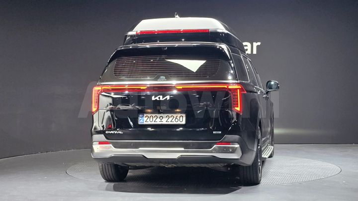 Kia Carnival 2025 — 3