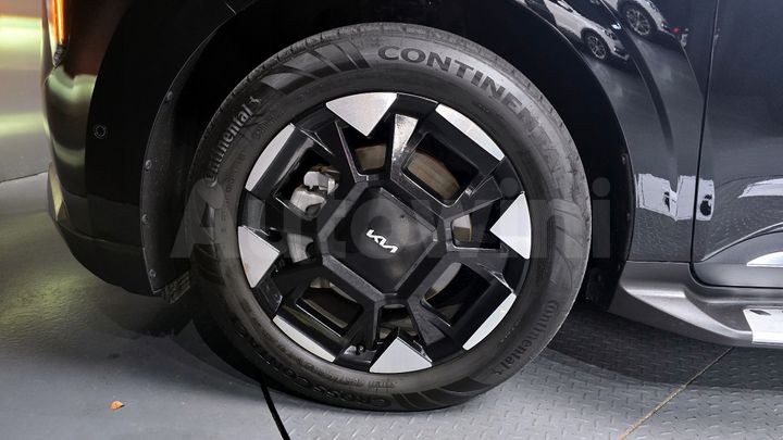 Kia Carnival 2025 — 4