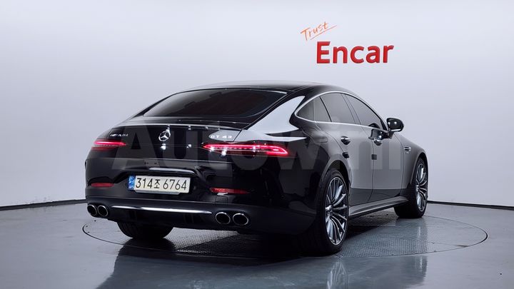 Mercedes Benz AMG GT