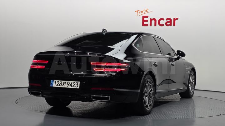 Genesis G80 2023 — 2