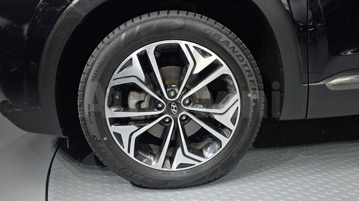 Hyundai SantaFe 2019 — 5