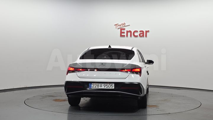 Hyundai Avante 2024 — 4
