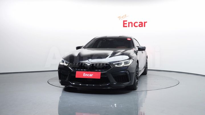BMW M8 2022 — 3