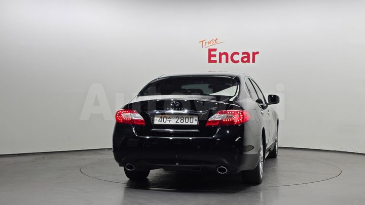 Infiniti M 2011 — 4