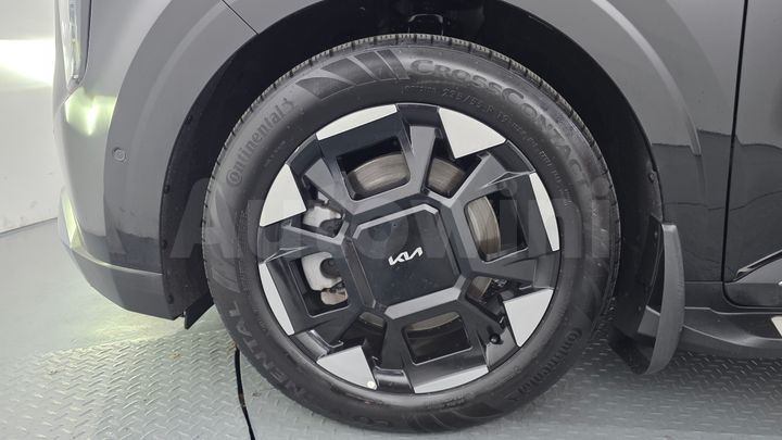 Kia Carnival 2026 — 5