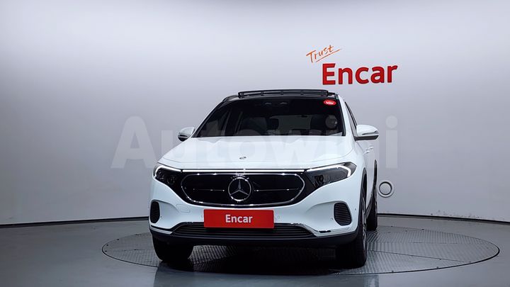 Mercedes Benz EQA 2023 — 3