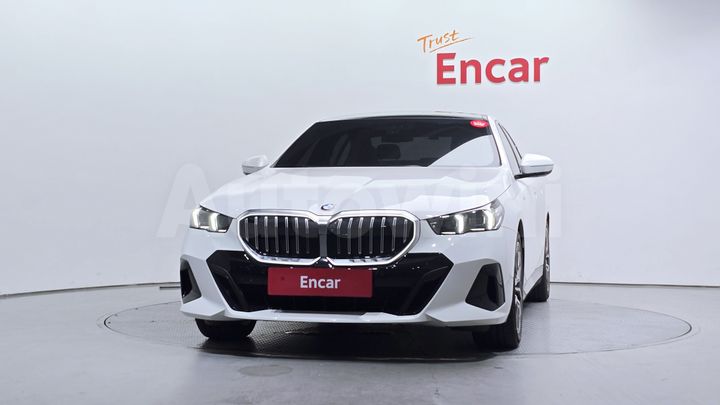 BMW 5 Series 2024 — 3