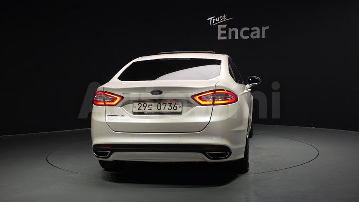 Ford Mondeo 2015 — 4