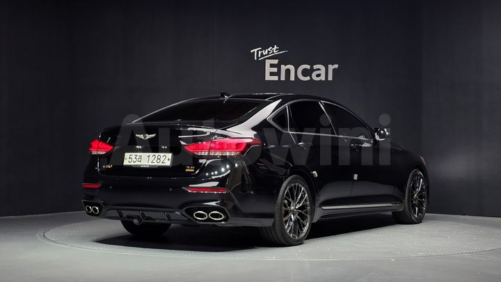 Genesis G80 2017 — 2