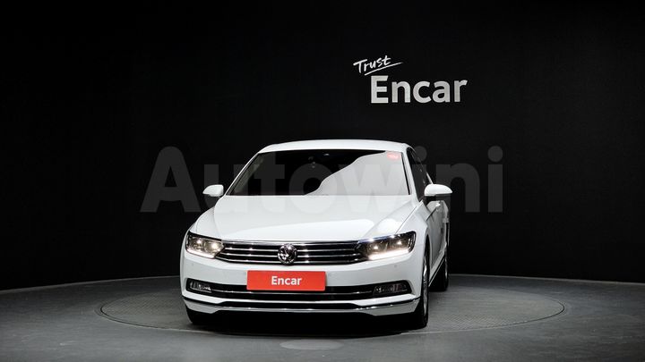 Volkswagen Passat 2018 — 3