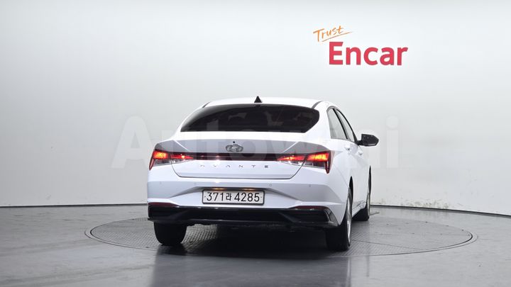 Hyundai Avante 2023 — 4