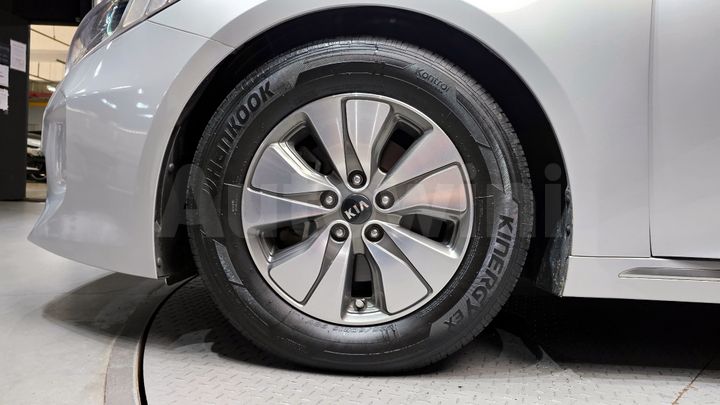 Kia K5 2017 — 5