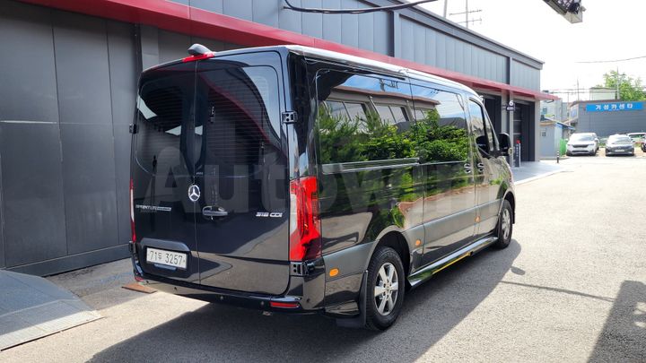 Mercedes Benz Sprinter