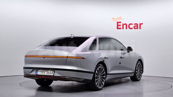 Hyundai Grandeur 2023 — 2