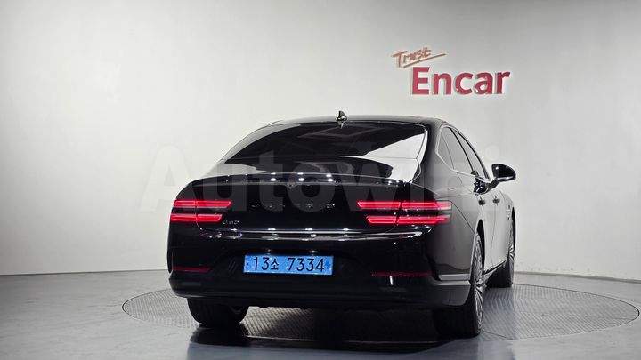 Genesis G80 2022 — 4