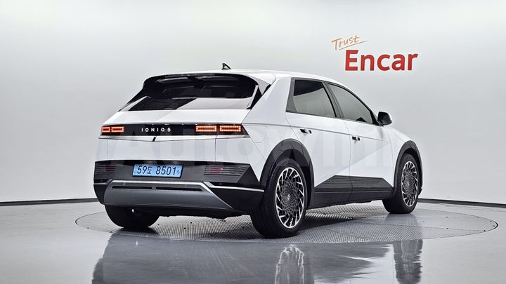 Hyundai Ioniq5 2023 — 3