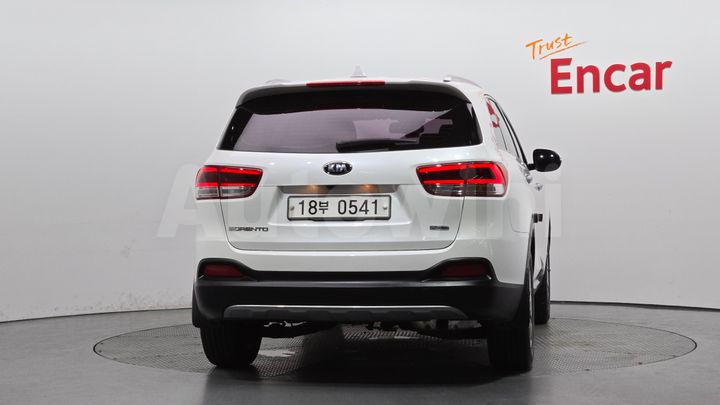 Kia Sorento 2017 — 4