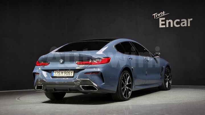 BMW 8 Series 2021 — 2