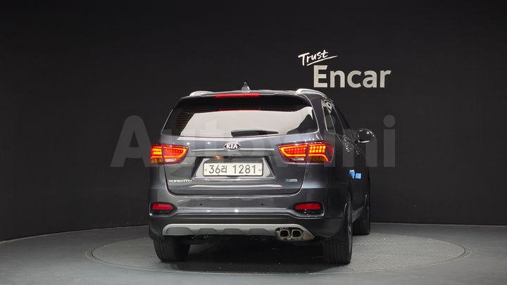 Kia Sorento 2018 — 4