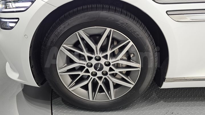 Genesis G80 2025 — 5