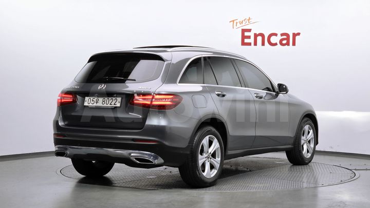 Mercedes Benz GLC Class 2018 — 2