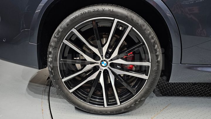 BMW X5 2022 — 5