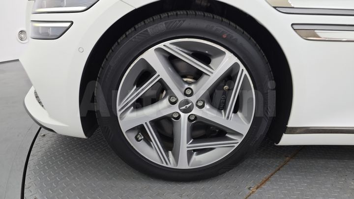 Genesis G80 2022 — 5