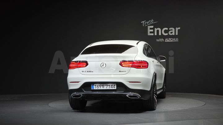 Mercedes Benz GLC Class 2018 — 4