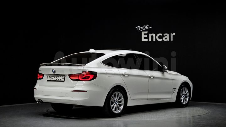 BMW 3 Series 2020 — 2