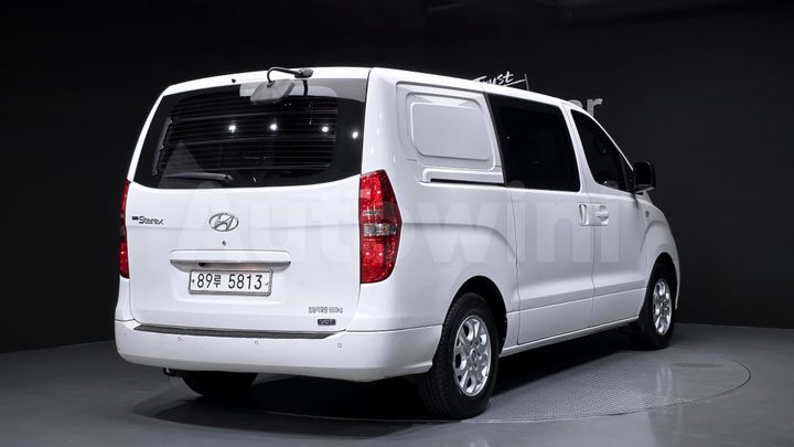 Hyundai Starex 2014 — 2