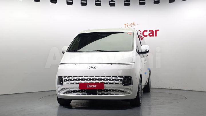 Hyundai Staria 2022 — 3