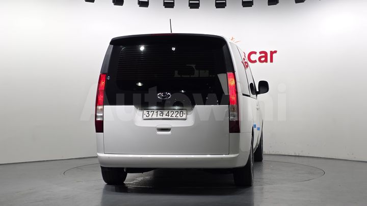 Hyundai Staria 2022 — 4