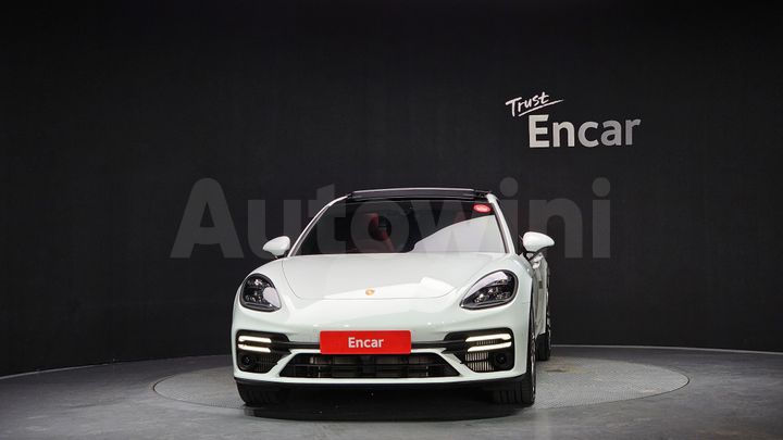 Porsche Panamera 2023 — 3