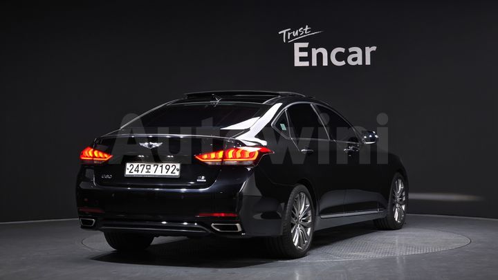 Genesis G80 2017 — 2