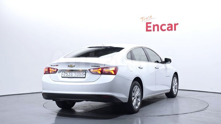 Chevrolet Malibu 2019 — 2
