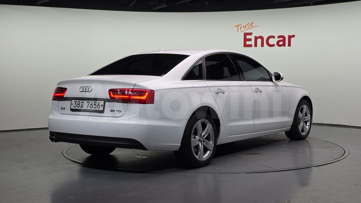 Audi A6 2015 — 2