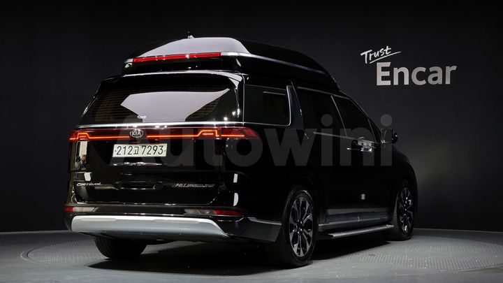Kia Carnival 2021 — 2