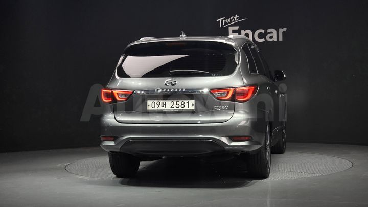 Infiniti QX 2017 — 4