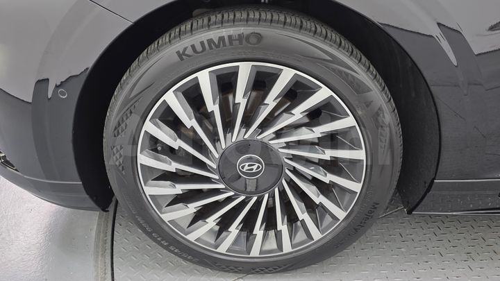 Hyundai Grandeur 2023 — 5