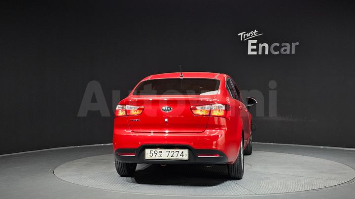 Kia Pride 2014 — 4