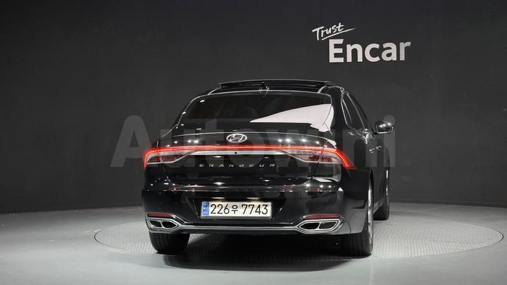 Hyundai Grandeur 2022 — 4