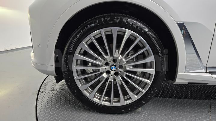 BMW X7 2020 — 5