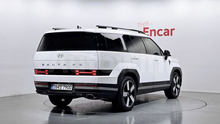 Hyundai SantaFe 2024 — 2