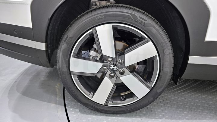 Hyundai SantaFe 2024 — 5