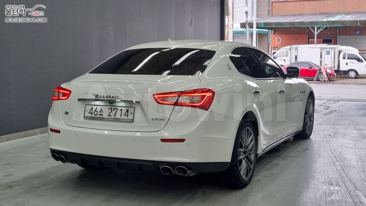 Maserati Ghibli 2014 — 2