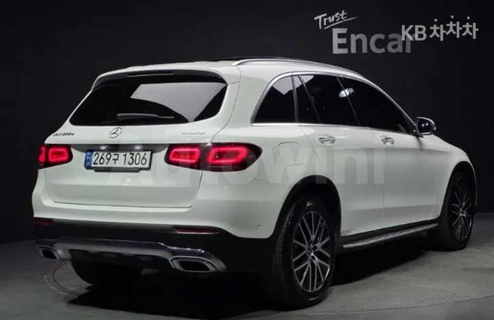 Mercedes Benz GLC Class 2022 — 3