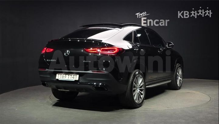 Mercedes Benz GLE Class 2023 — 2
