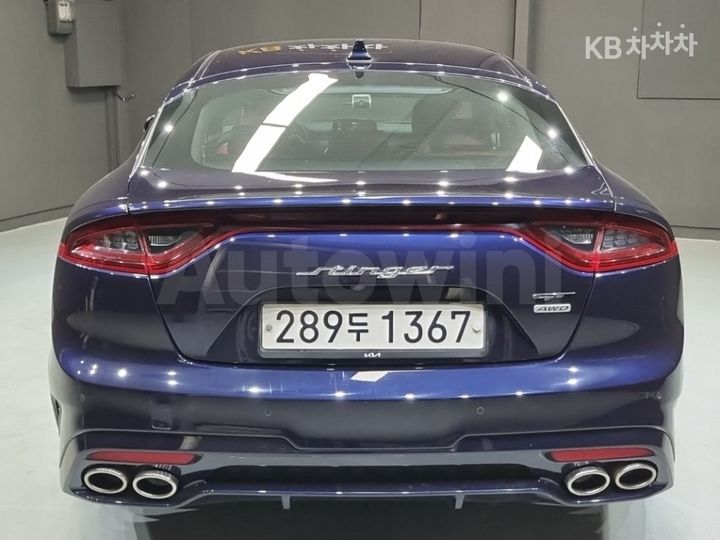 Kia Stinger 2020 — 3